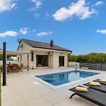 Villa Shaula 2 - Three Bedroom House With Pool