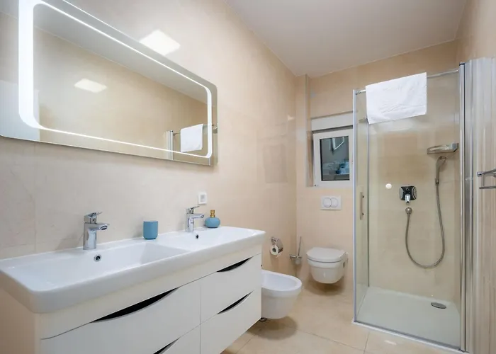 Villa Shaula 2 - Three Bedroom House With Pool Sibenik