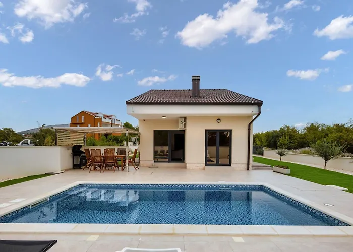 Shaula 2 - Three Bedroom House With Pool Villa *